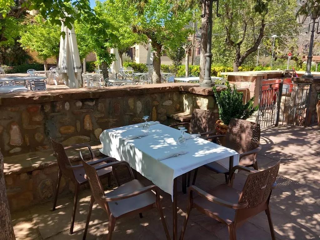 Restaurant Can Oliveras ristorante a Bigues i Riells