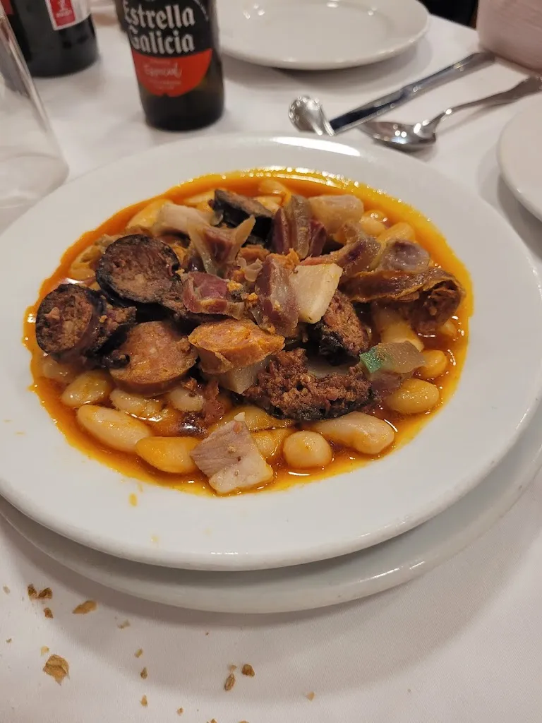 No Mondays “Javier NoMondays” Management-Promotion_La Montaña_Amés_review