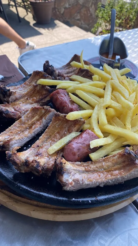 Juan Álvarez Ajamil_O Recuncho de Deus_Oroso_review