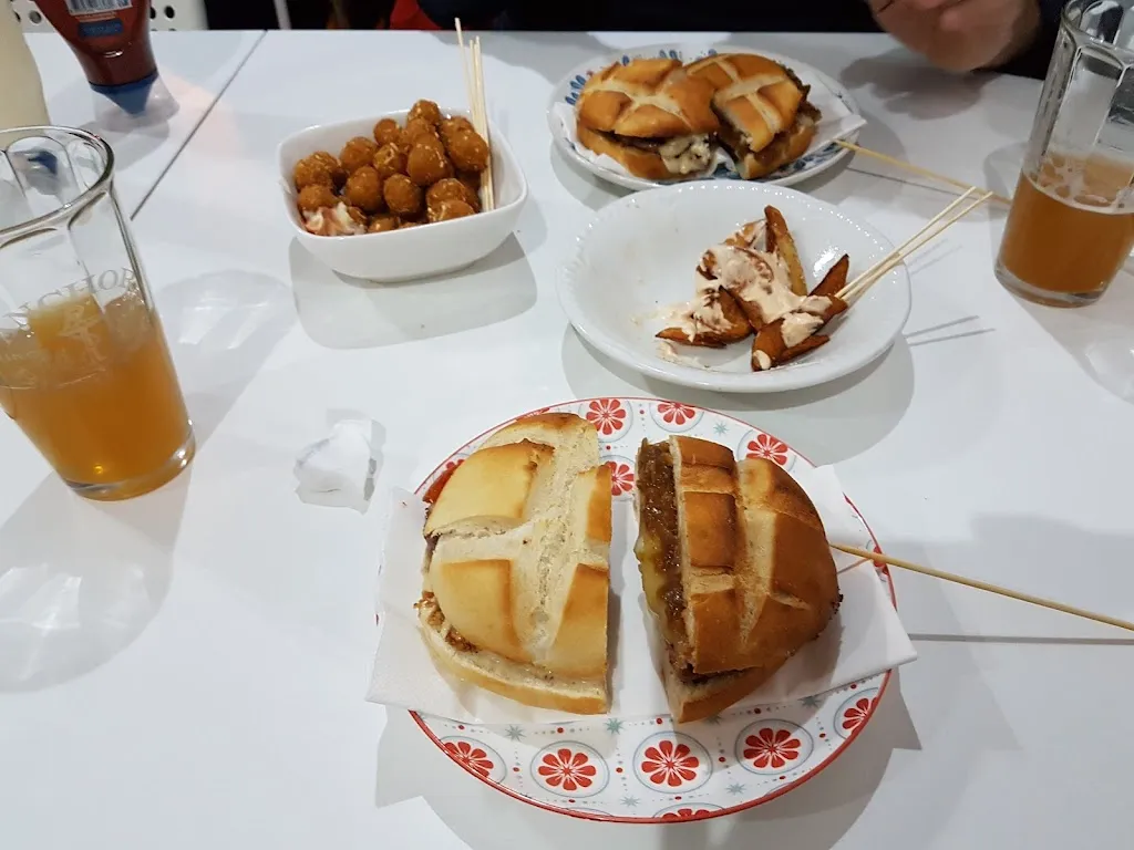 Menu_LOLA BURGERS_Bigues i Riells_image_8