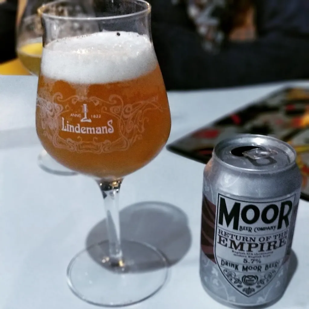 LOLA BURGERS_Bigues i Riells_slider_image_3