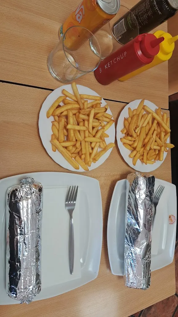 Lorena Almenta_bigues Döner Kebab_Bigues i Riells_review