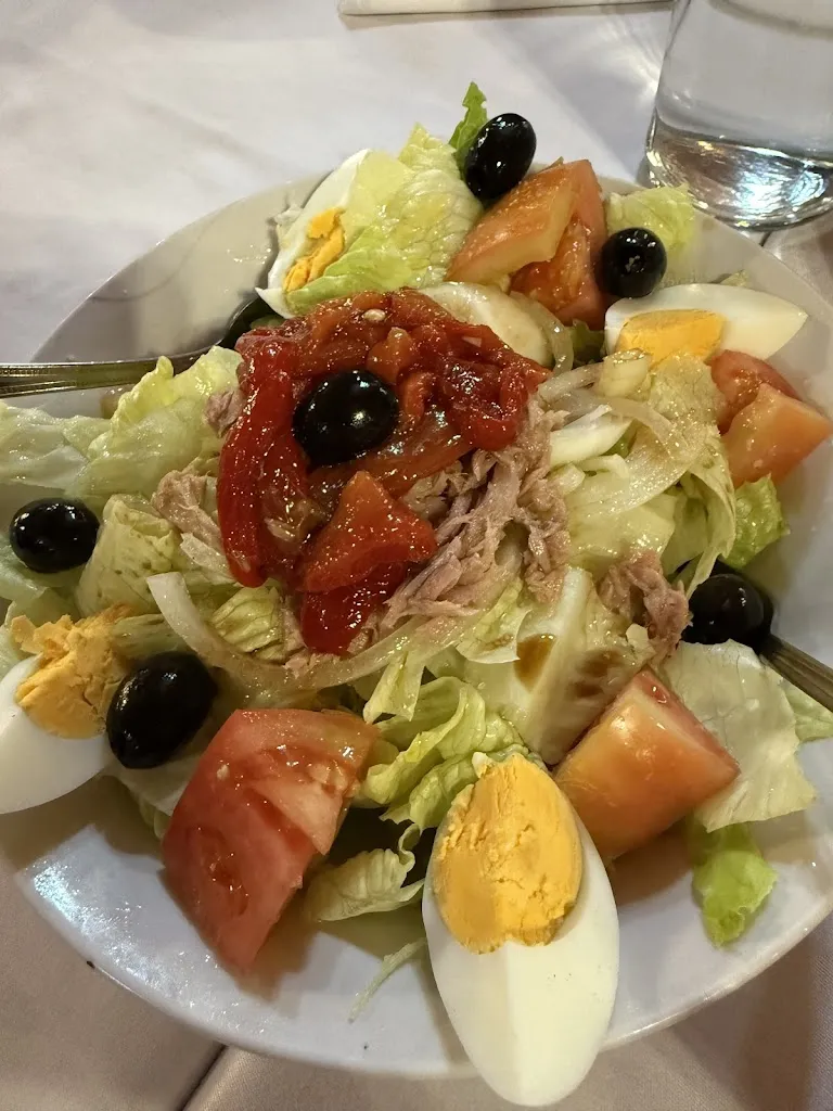 Javier Robles_Asador de Teodomiro_Cabrera dAnoia_review