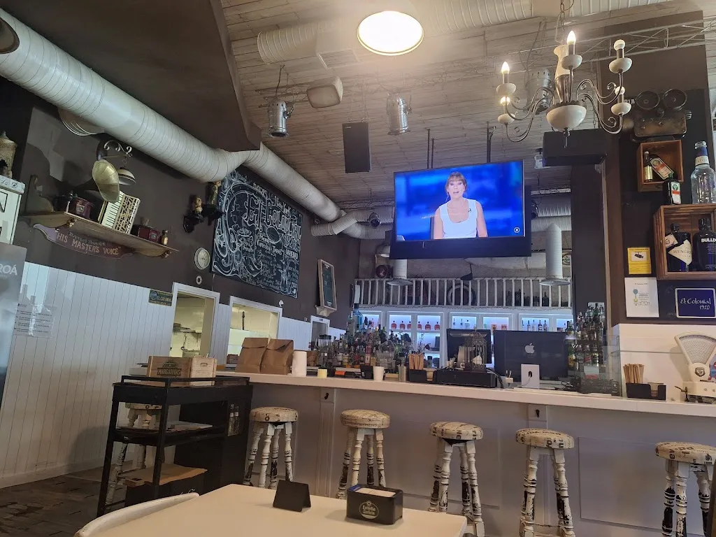 EL Colonial restaurant in Narón