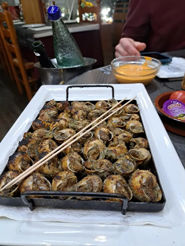 Piotr Bobek_Restaurant Canals & Munné. Arrosos a la brasa. Dinars per grups._Cabrera dAnoia_review