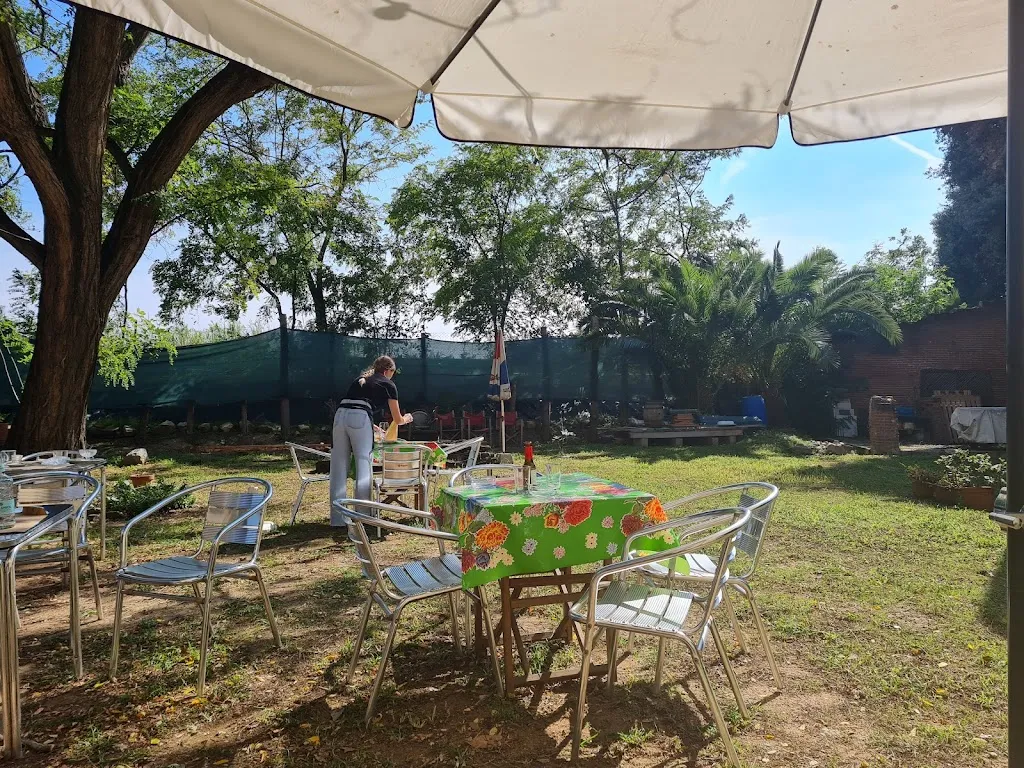 Restaurant La Ribes restaurant in Cabrera de Mar