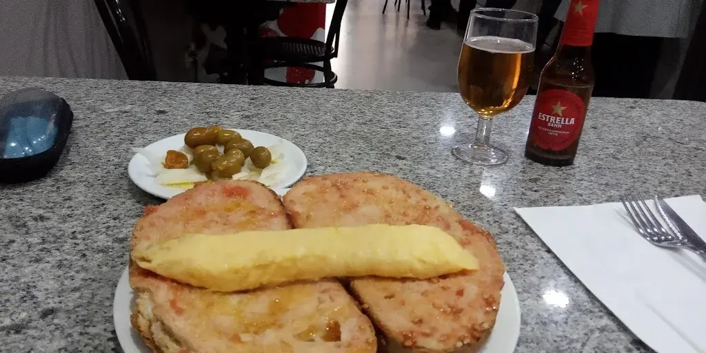 Voll-Damm Doble Malta_Bar Canet_Calaf_review