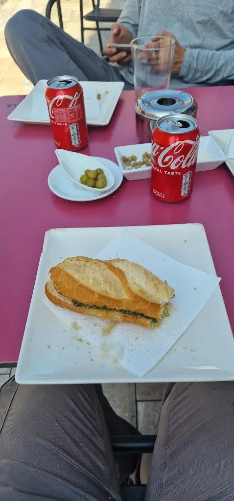 M B D A_Restaurant Sukipà_Calldetenes_review