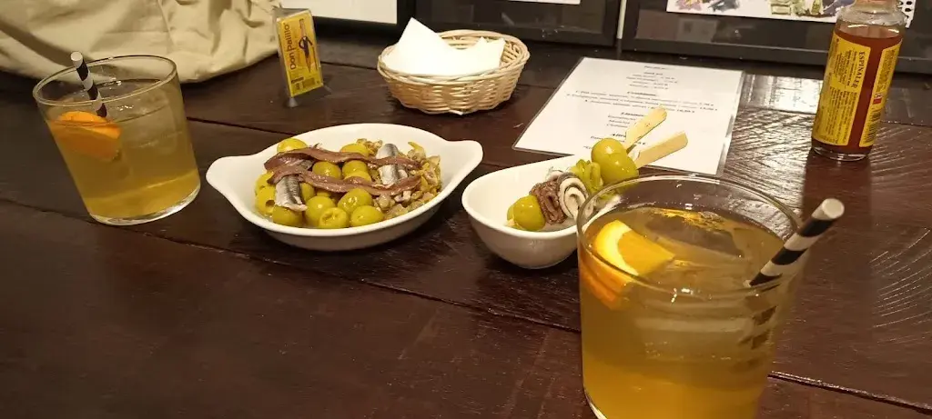 Pilar Cruz_Espai Cingle Vermuteria_Calldetenes_review