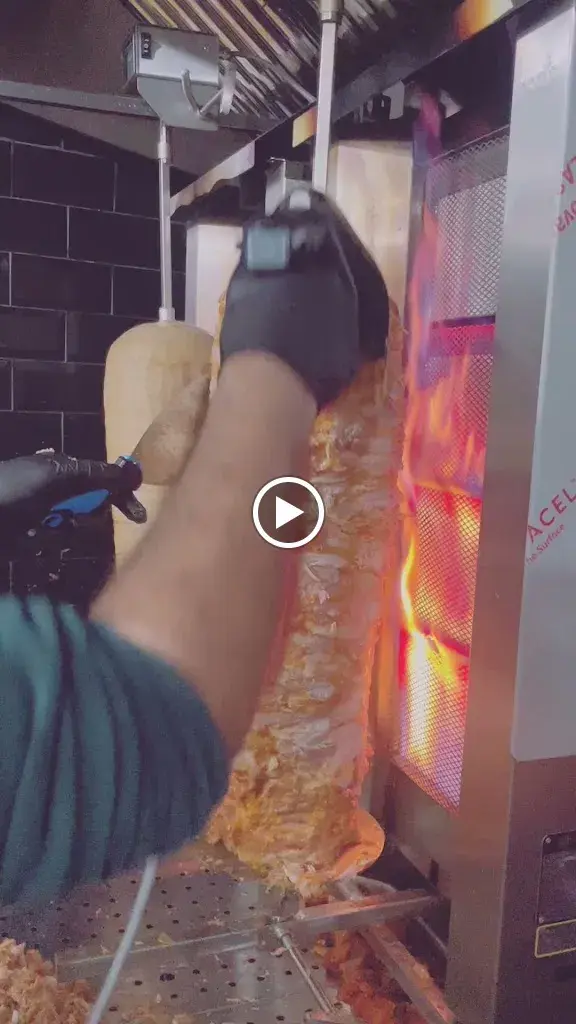 Urban Eats Pizza_Calldetenes_slider_image_2