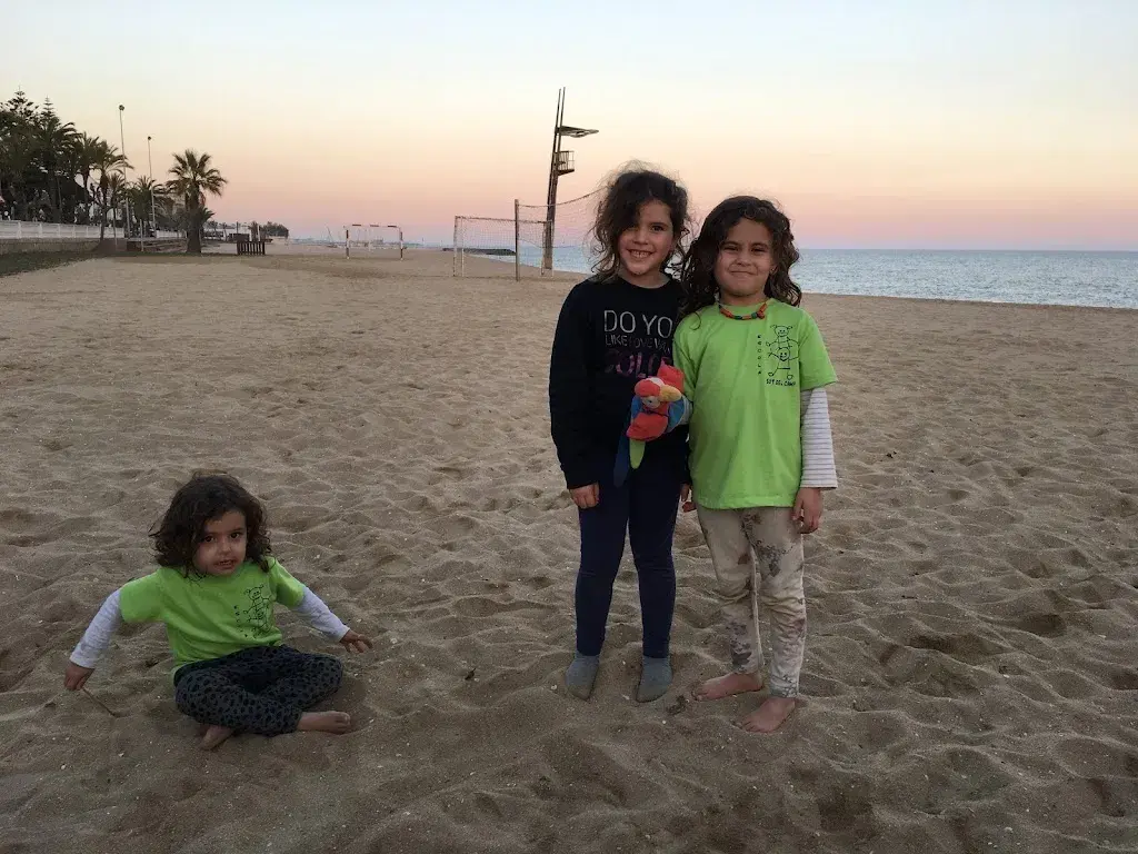 Marta Solà Sedó_Ostres Quin Raconet_Caldes dEstrac_review