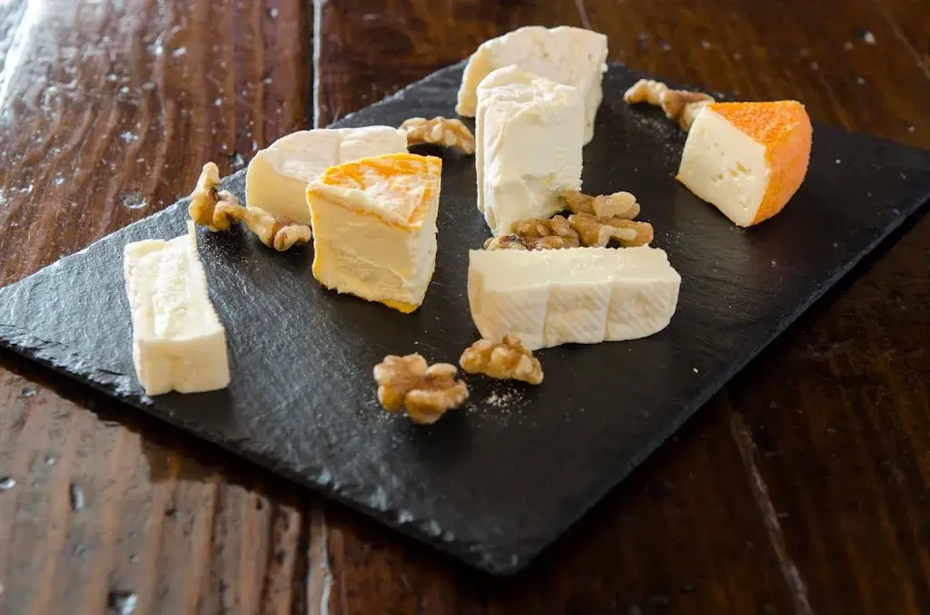 Tête-à-Tête_Caldes dEstrac_slider_image_3