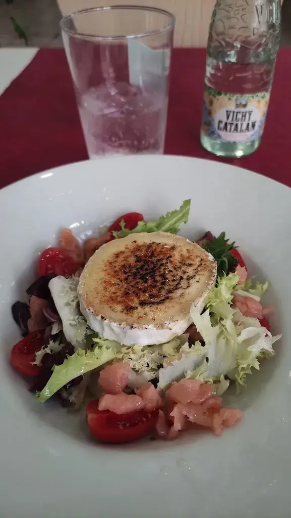 Vitaliy H_La Trobada Bar Restaurant_Caldes dEstrac_review