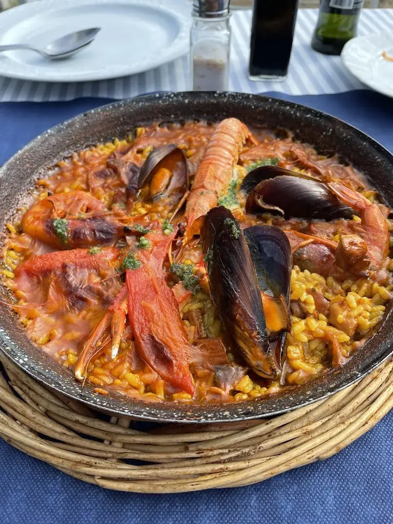 La Caleta_Caldes dEstrac_slider_image_3