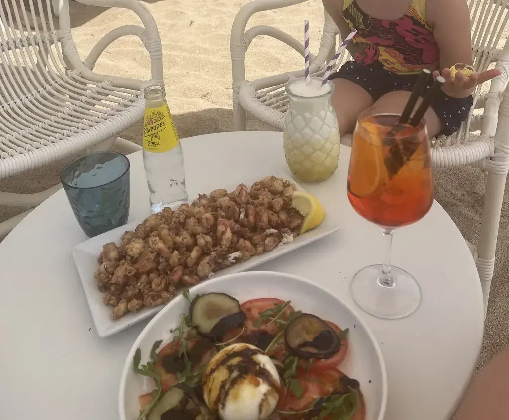 Irina Petjukevica_NUI Beach Calella_Calella_review
