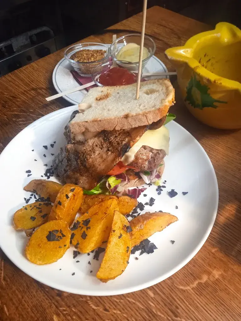 Mal Cuat restaurant_Calella_slider_image_3