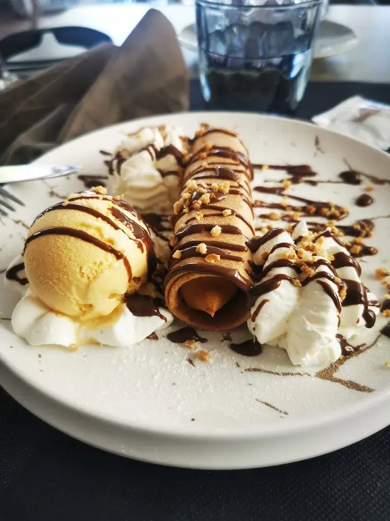 Luca Porcu_Restaurant Maritim_Calella_review