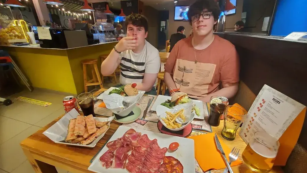 Steve Warner_Porcus Calella_Calella_review