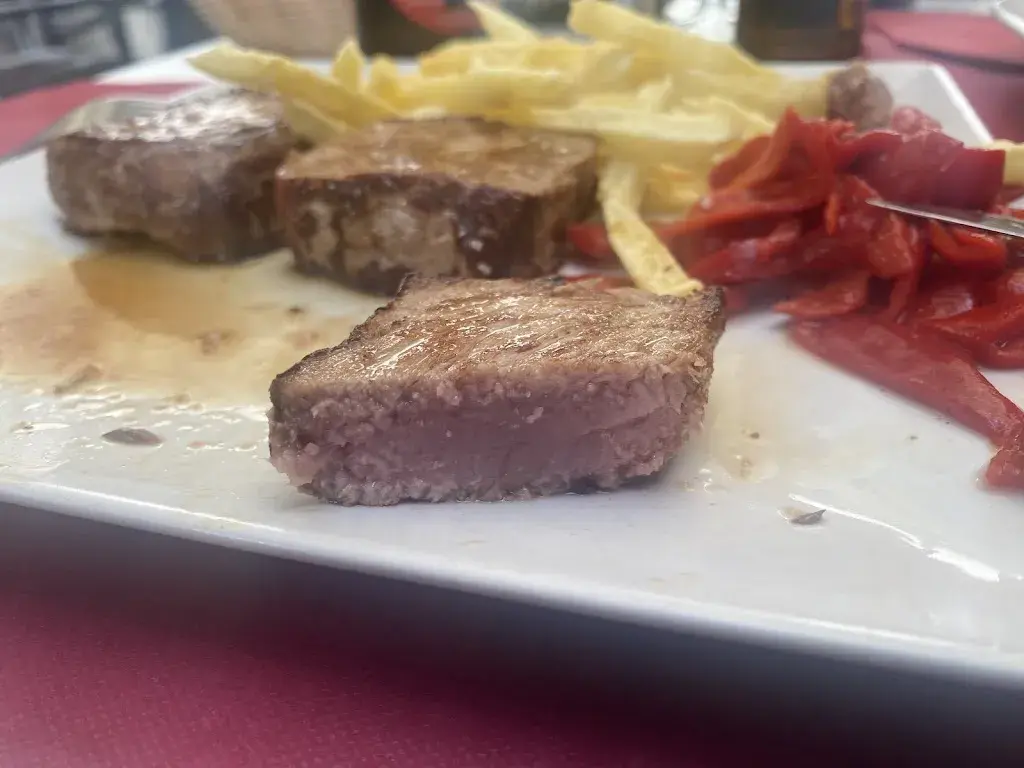 Konstantin Kot_Mesón O Pozo_Narón_review