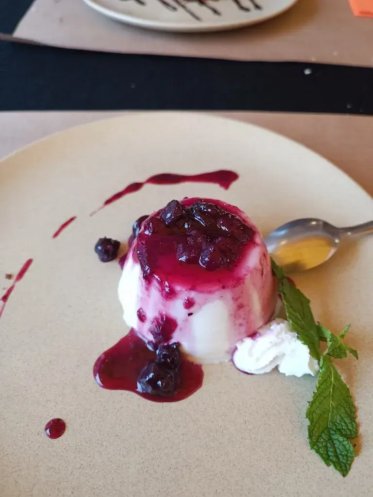 Menu_Tierra del Fuego Bar Restaurant_Calella_image_5