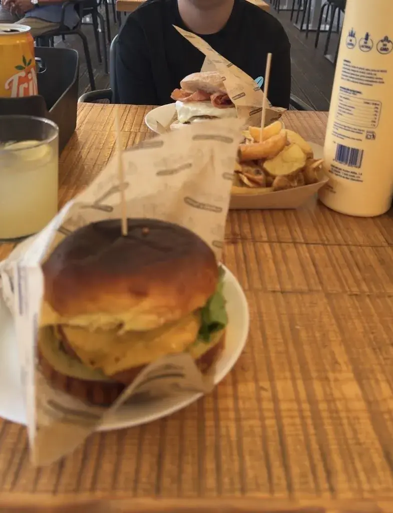 Roxanne Cummings_Champanillo Calella_Calella_review