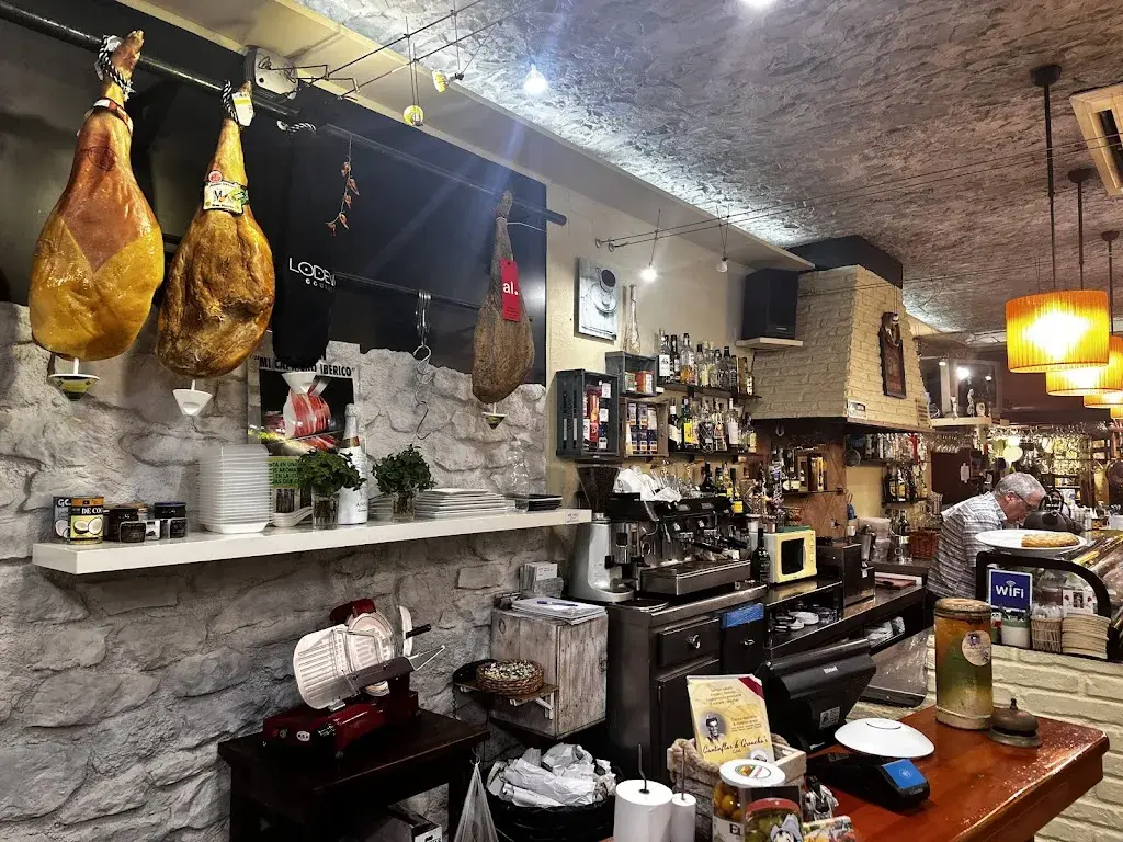 Cantinflas & Grouchos restaurant in Calella