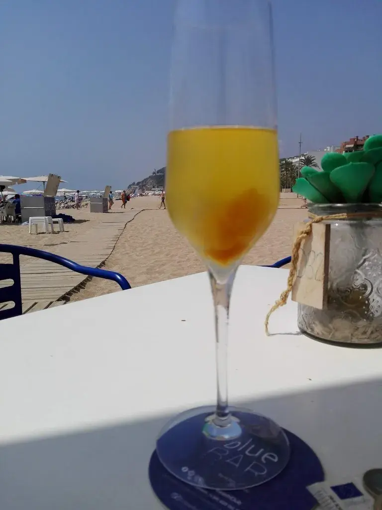 Menu_𝗕𝗟𝗨𝗘 𝗕𝗔𝗥 𝗕𝗘𝗔𝗖𝗛 𝗖𝗟𝗨𝗕 | 𝗖𝗔𝗟𝗘𝗟𝗟𝗔 | Restaurante en la playa_Calella_image_9