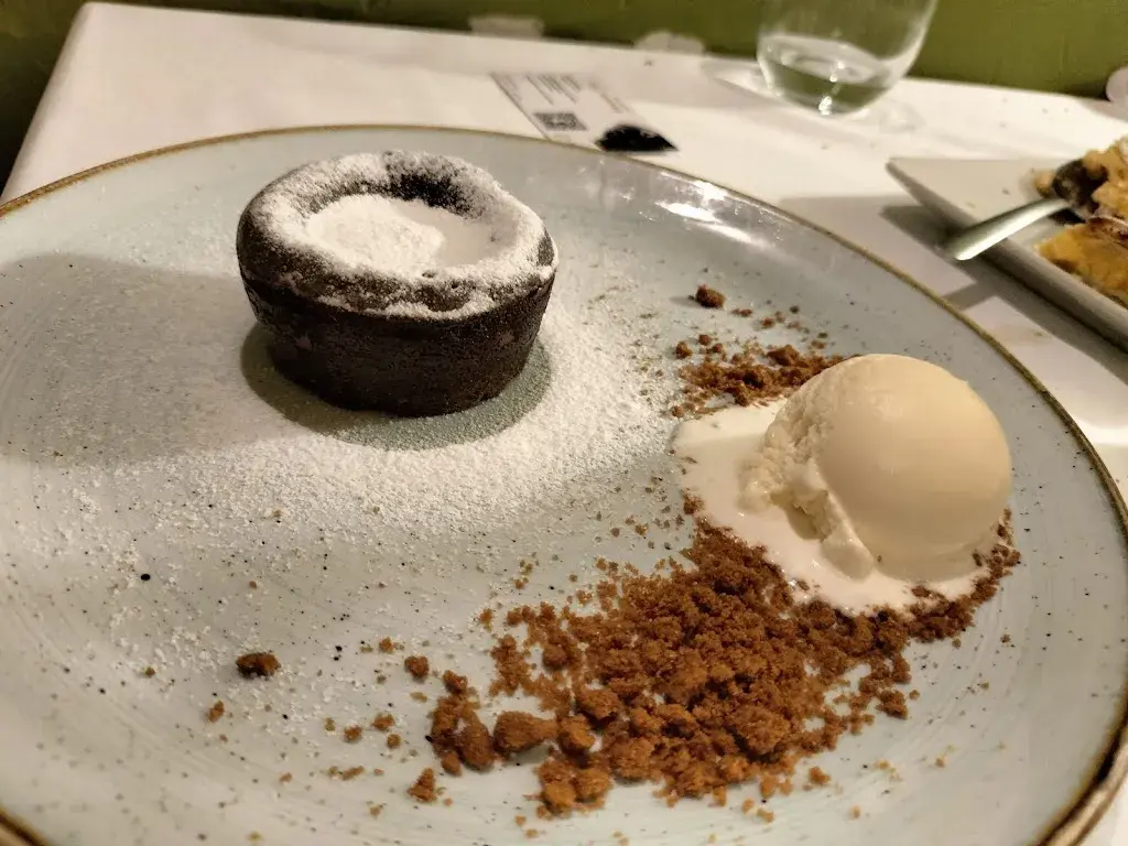 Khalil Azzabi_Ca l'Estrany_Cabrils_review