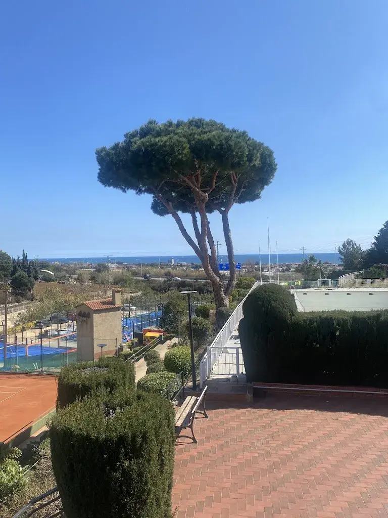 Restaurant Tennis Cabrils_Cabrils_slider_image_2