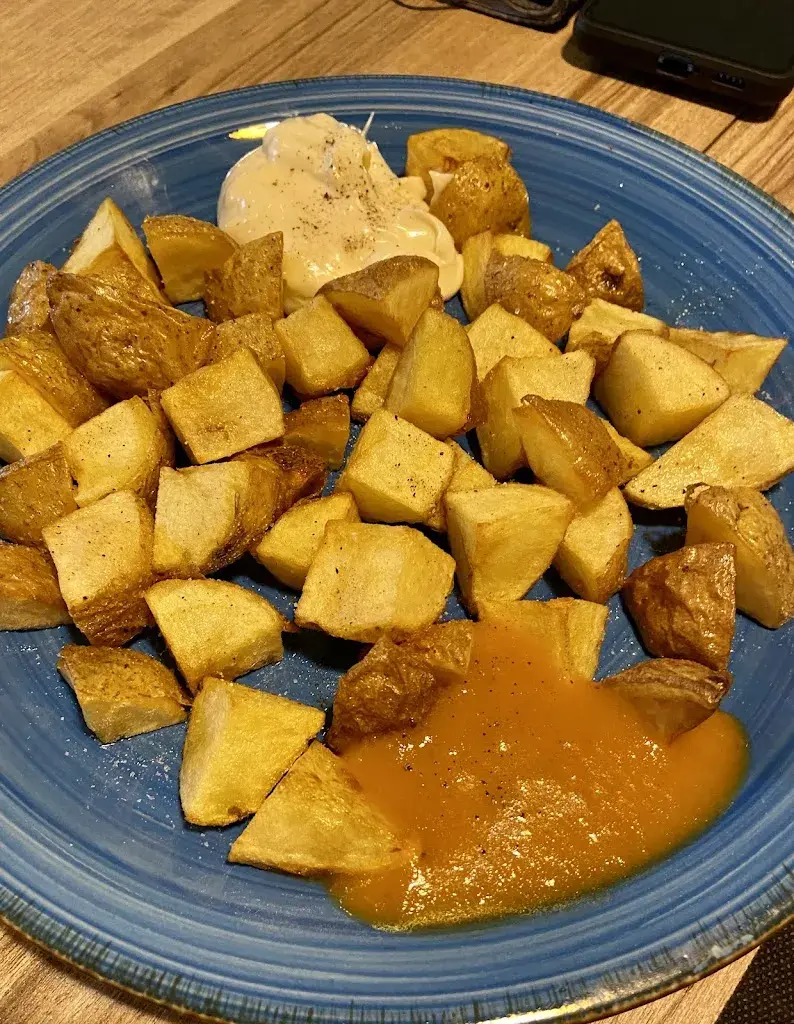 Caralmar Restaurant_Cabrils_slider_image_2