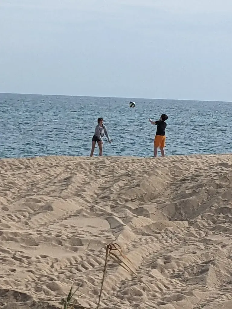 Linda Delgado_6Q Restaurant Modernista_Canet de Mar_review