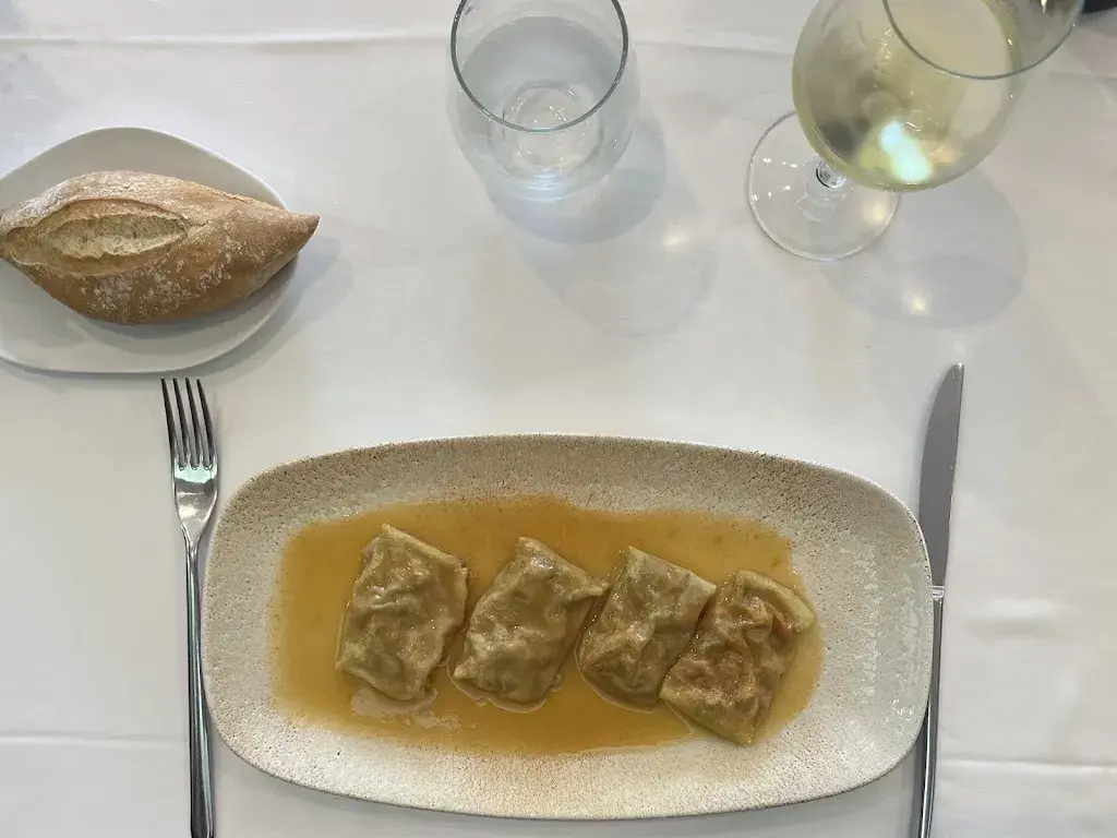 Anthony Parr_La Font_Canet de Mar_review