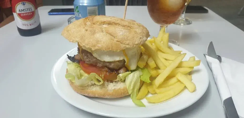 La Casa Del Pollastre ristorante a Canyelles