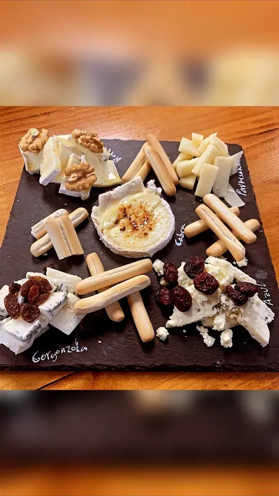 SpaccaNapoli_Caraffa del Bianco_slider_image_2