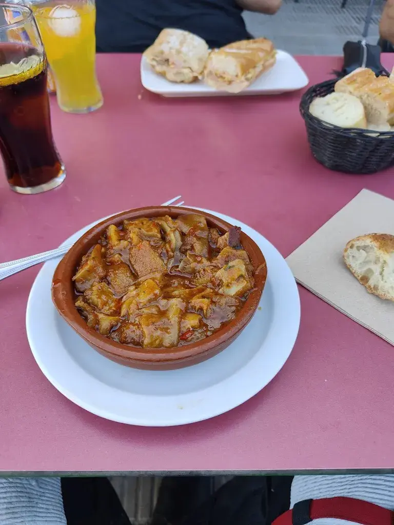 ISAAC RUIZ_Buda Bar_Canyelles_recensione