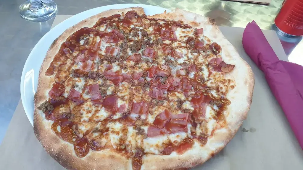 Menu_Queen Pizza_Canyelles_immagine_3