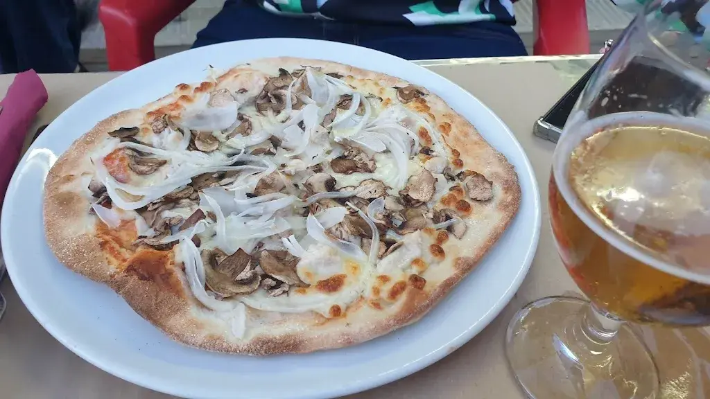 Menu_Queen Pizza_Canyelles_immagine_4