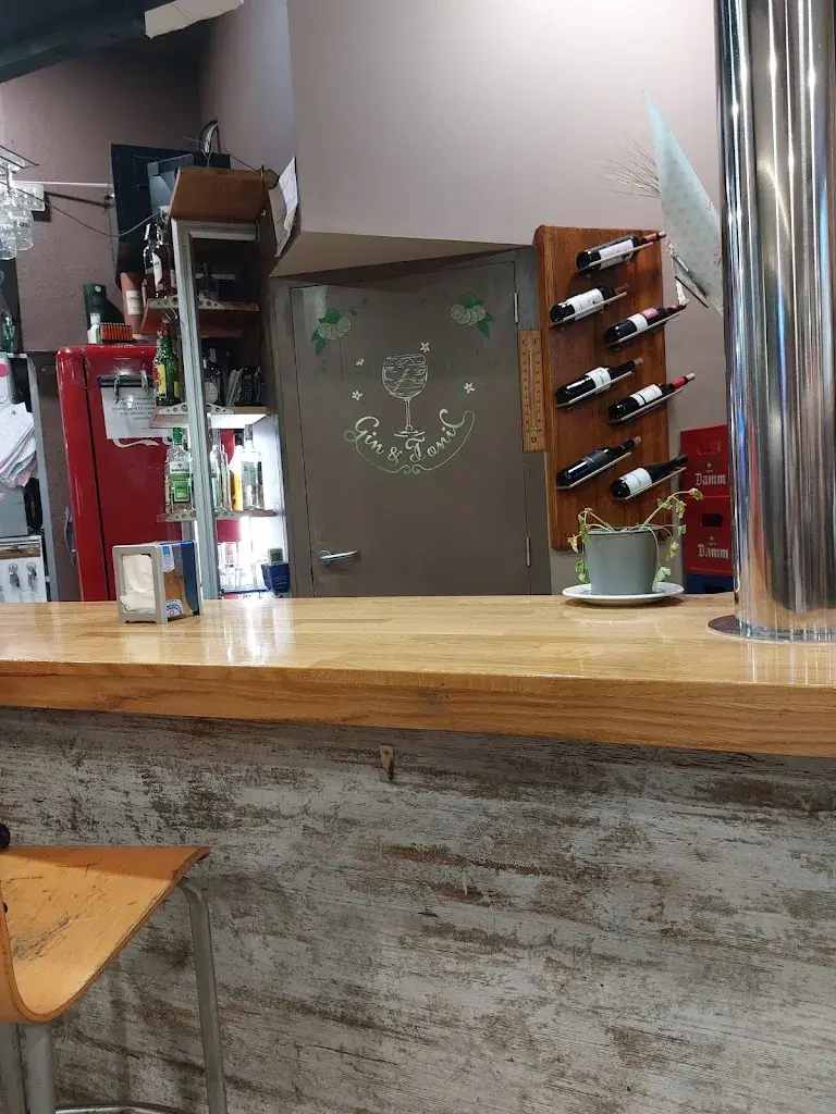 Antoni Lujan Comas_Sisku_Caldes de Montbui_recensione