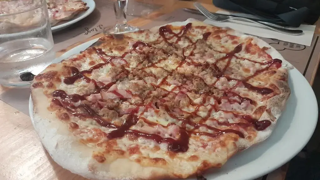 Jenny Llopis_Pizzeria Il Lago_Caldes de Montbui_review