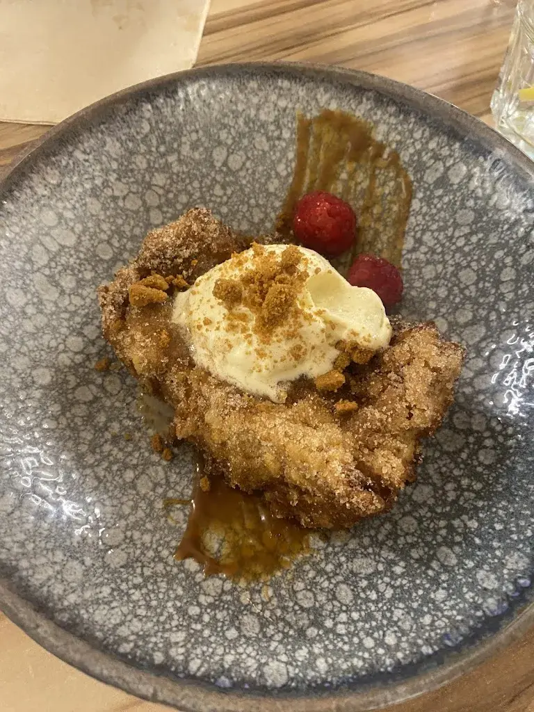 Tiina Hill_Cafè del Centre_Caldes de Montbui_recensione