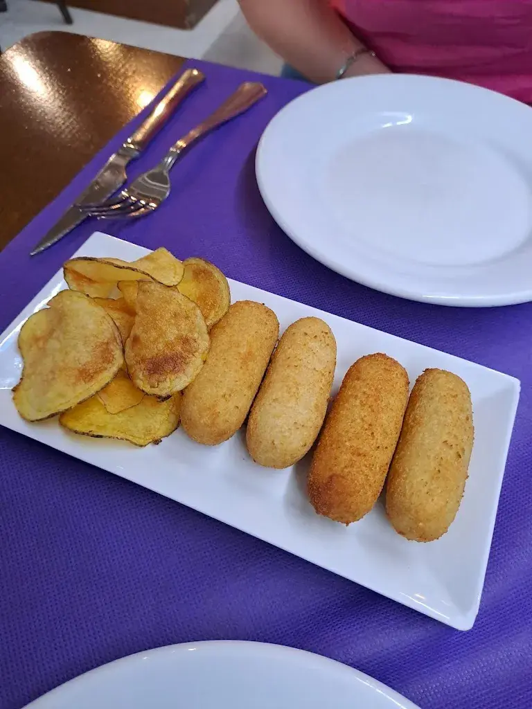 Menu_Restaurante Pizzería Mediterrania_Caldes de Montbui_image_7