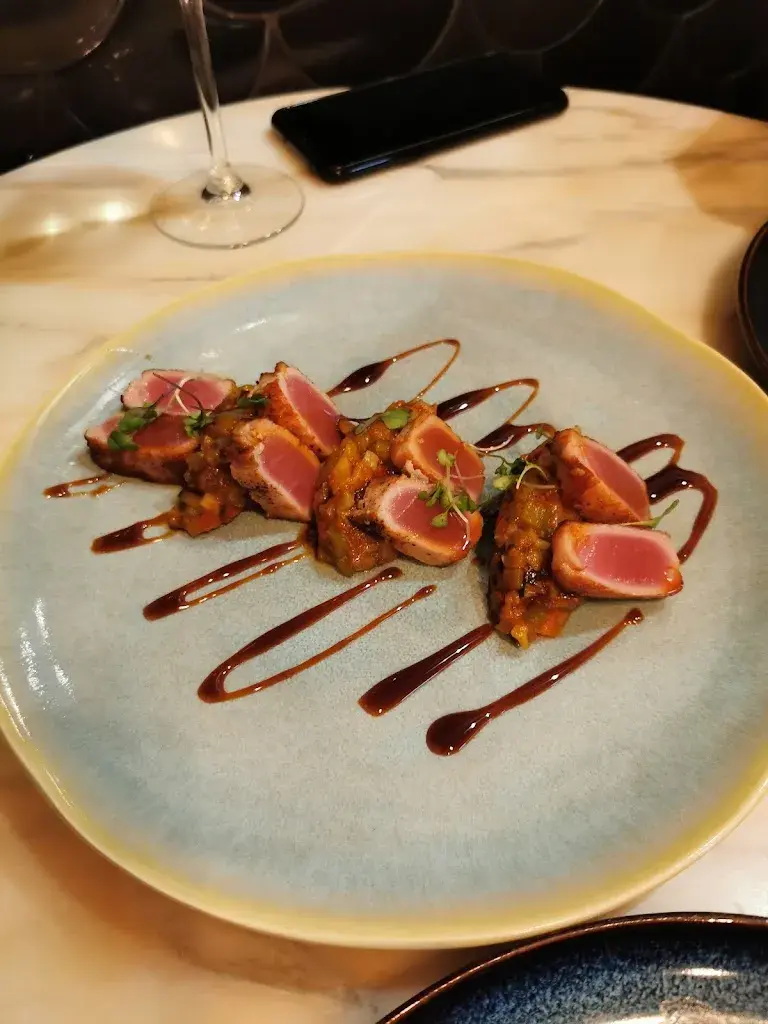 Louis Gibson_Fussió_Caldes de Montbui_review