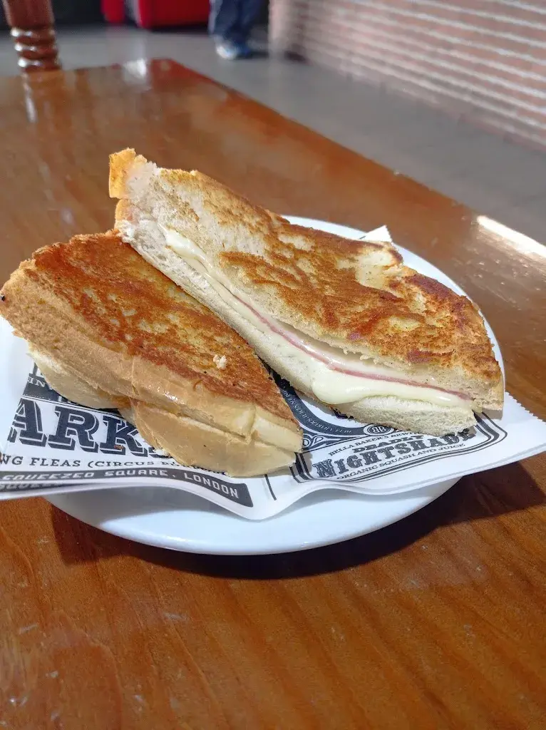 L'Esquinika de Caldes_Caldes de Montbui_slider_image_2