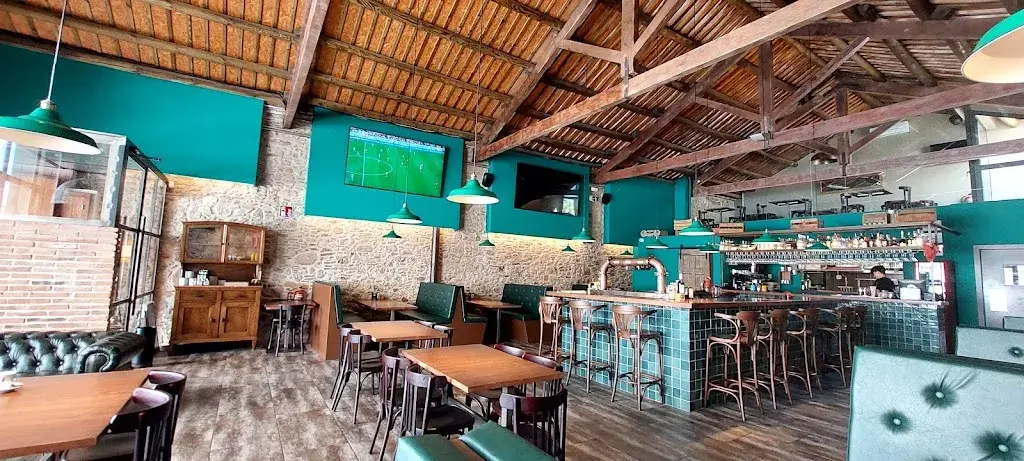 PIPA - Caldes de Montbui restaurant in Caldes de Montbui