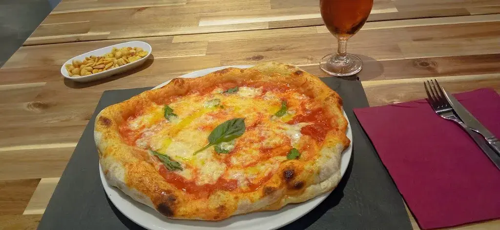 Silvana Buschiazzo_La Taula Pizza Bar_Caldes de Montbui_review