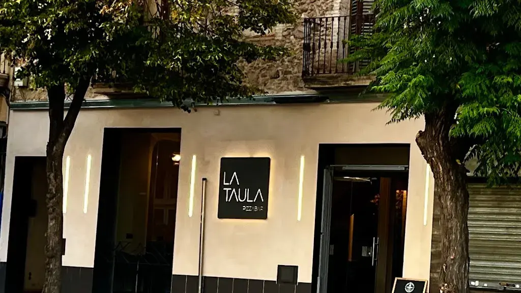 La Taula Pizza Bar_Caldes de Montbui_slider_image_1