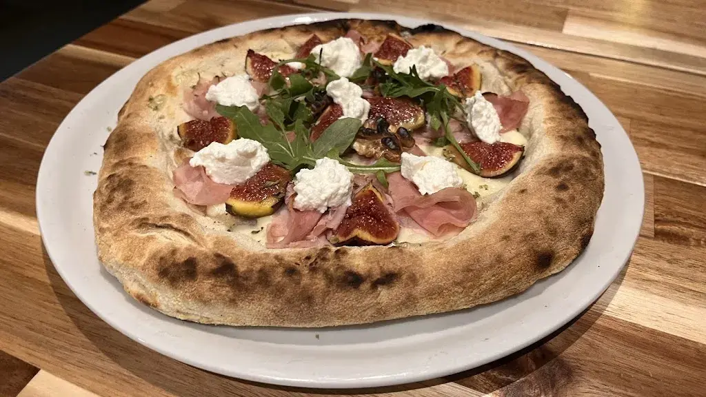 La Taula Pizza Bar_Caldes de Montbui_slider_image_3