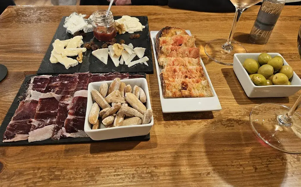 Teresa Vivancos_La Vallesana Espai Degustació_Caldes de Montbui_review