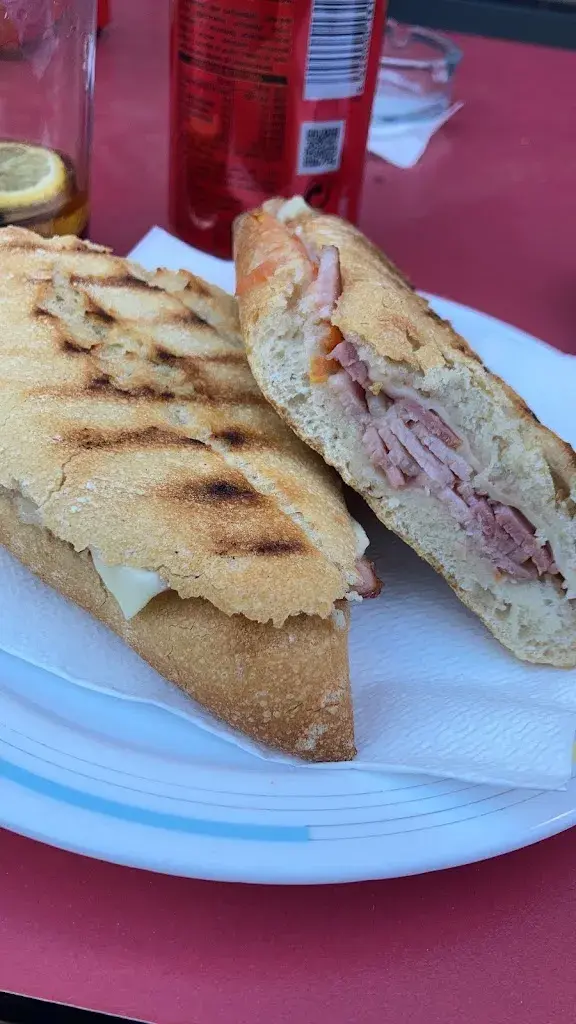 Menu_La Piccola_Caldes de Montbui_immagine_2