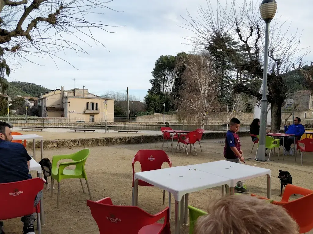 La Bolera Bar Restaurant Asiàtic_Capellades_slider_image_1